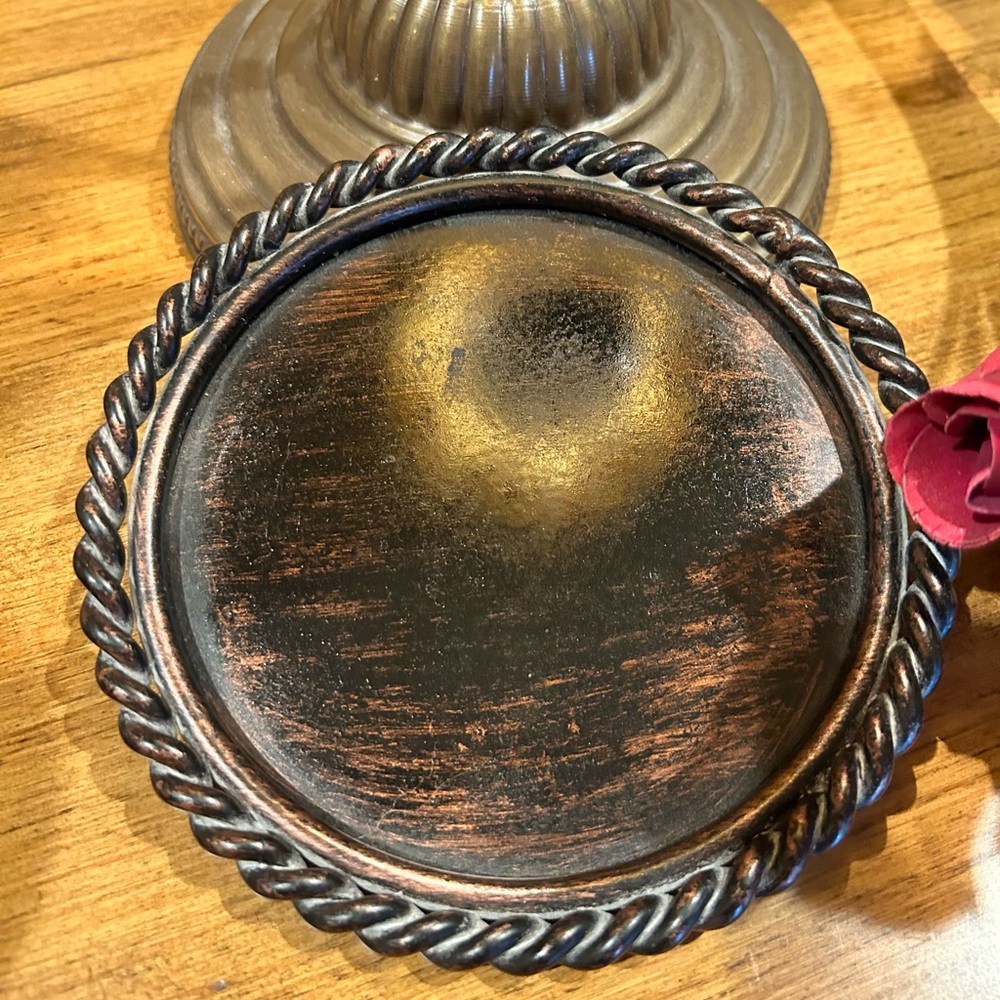 Candle with bronze tray - Picture 3 of 4